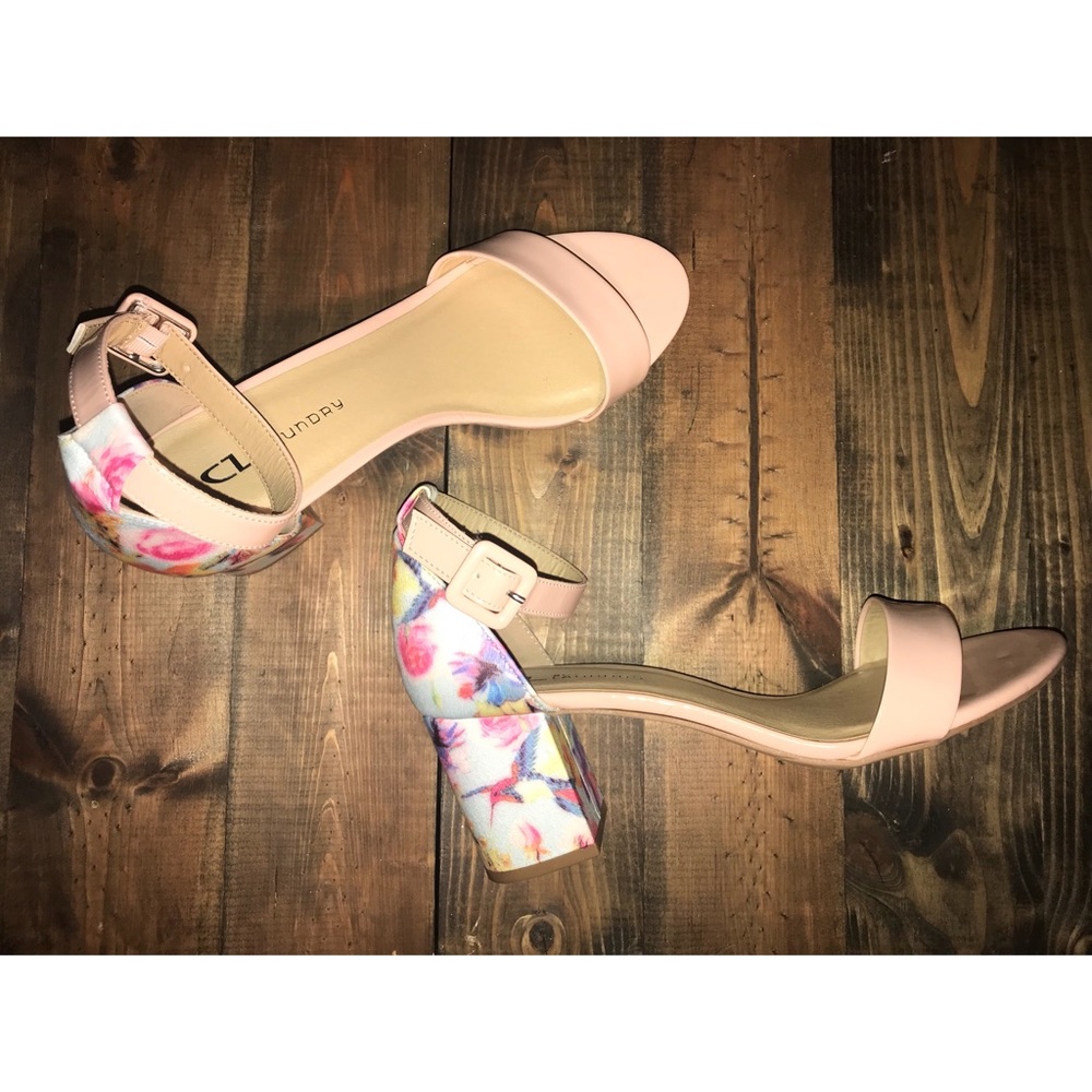 Hummingbird statement chunky heels